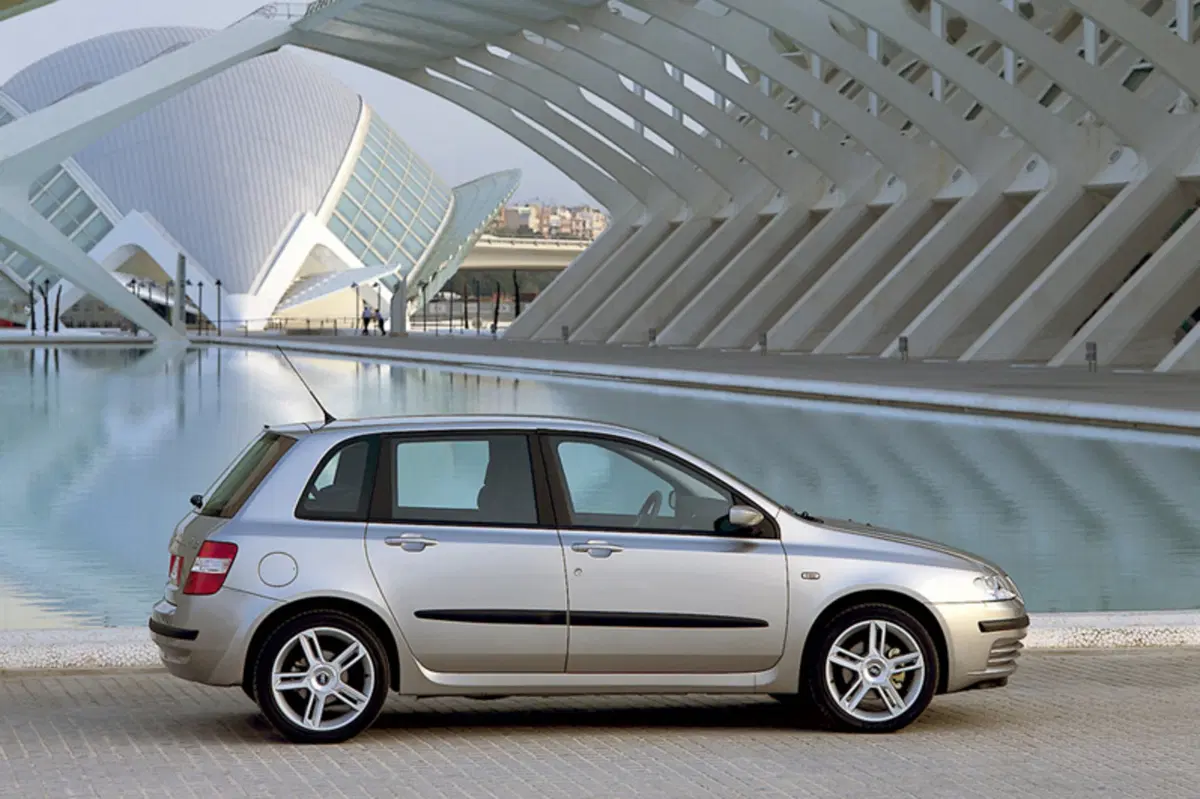 Fiat Stilo 2.4i 20V 3 porte Abarth (9)