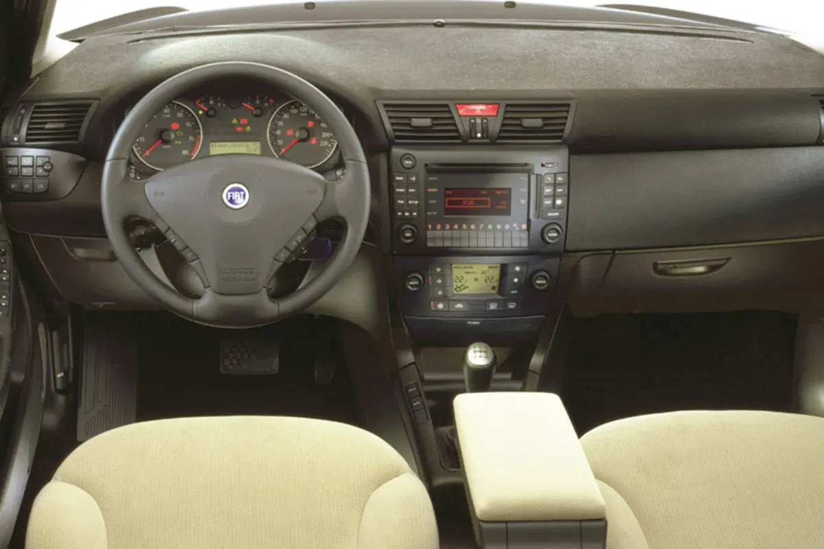 Fiat Stilo 2.4i 20V 3 porte Abarth (14)