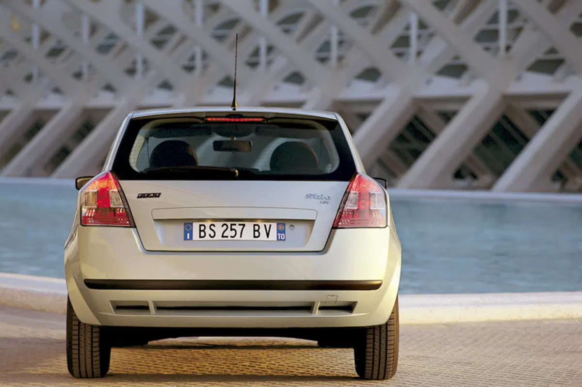 Fiat Stilo 2.4i 20V 3 porte Abarth (19)
