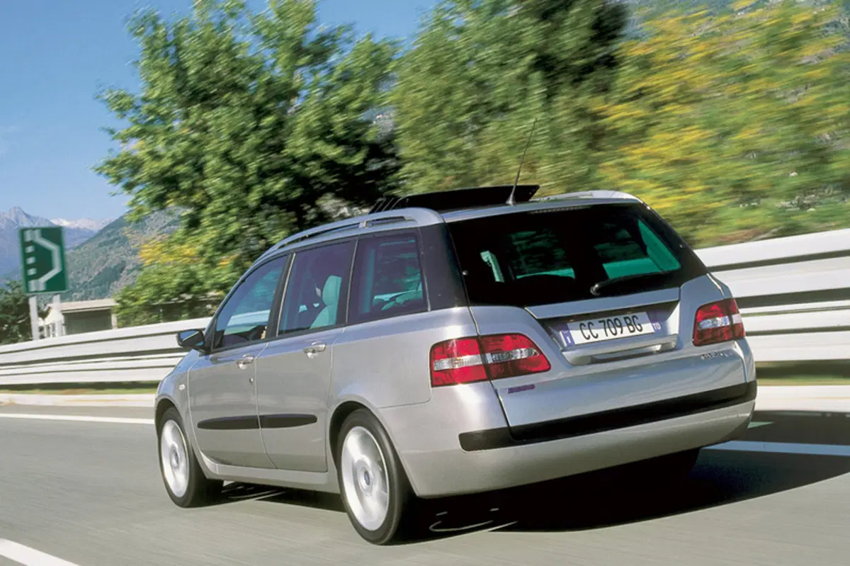 Fiat Stilo Station Wagon (2002-09) (2)