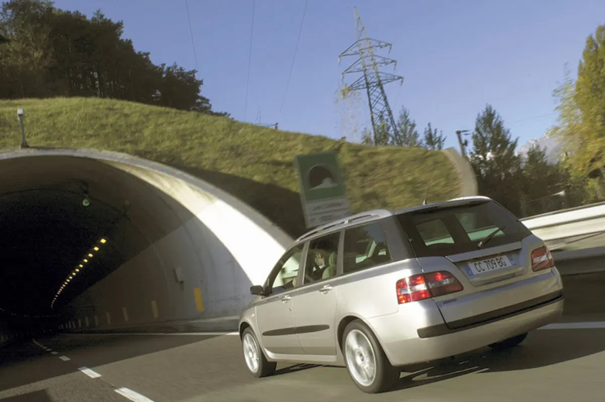 Fiat Stilo Station Wagon (2002-09) (3)