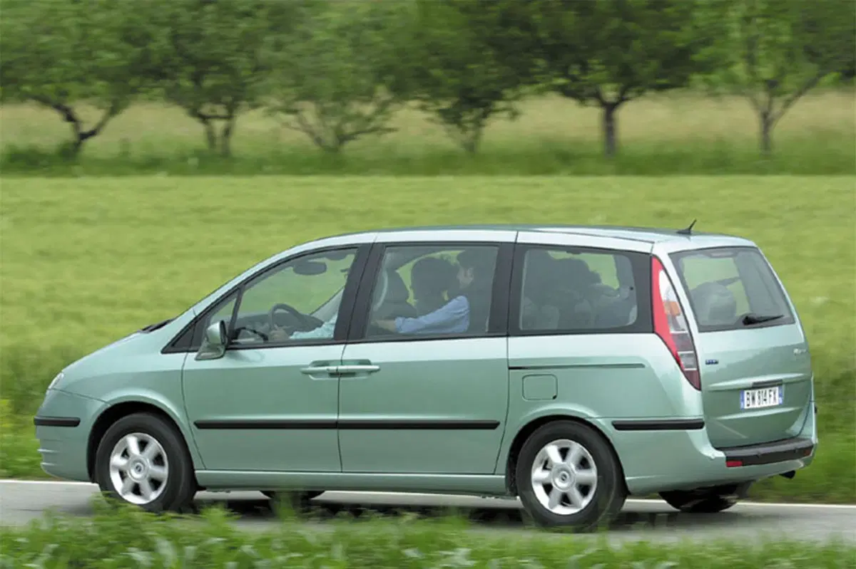 Fiat Ulysse 2.0 MJT 136 CV Emotion (3)