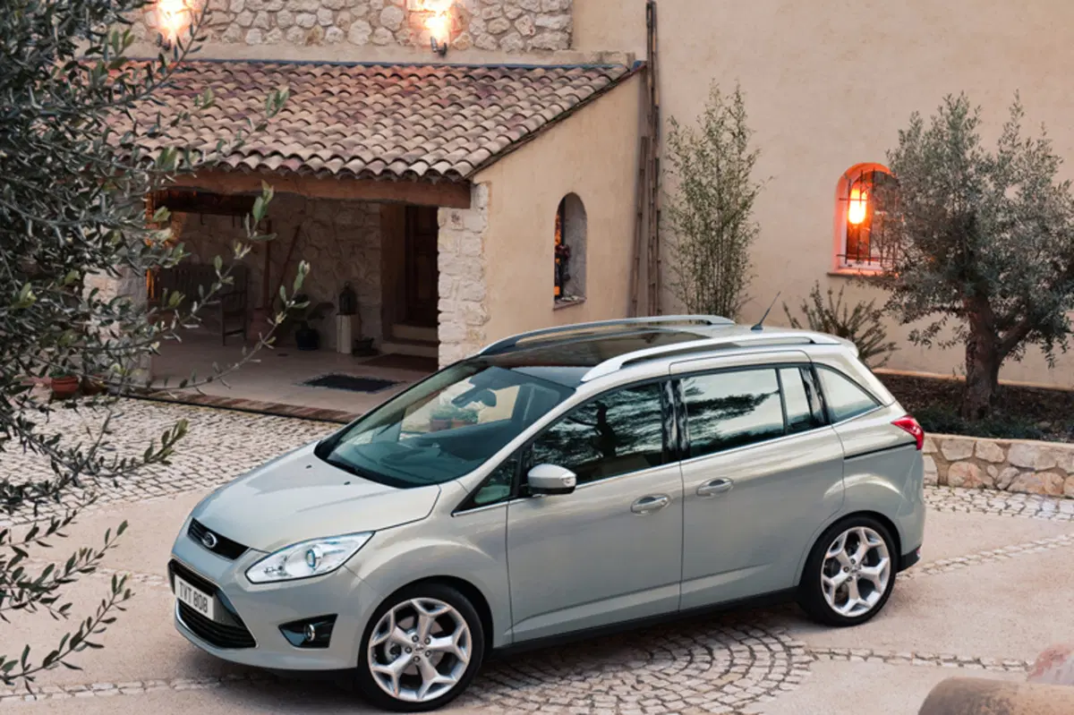 Ford C-Max 1.5 TDCi 120CV Powershift Start&Stop Business (16)