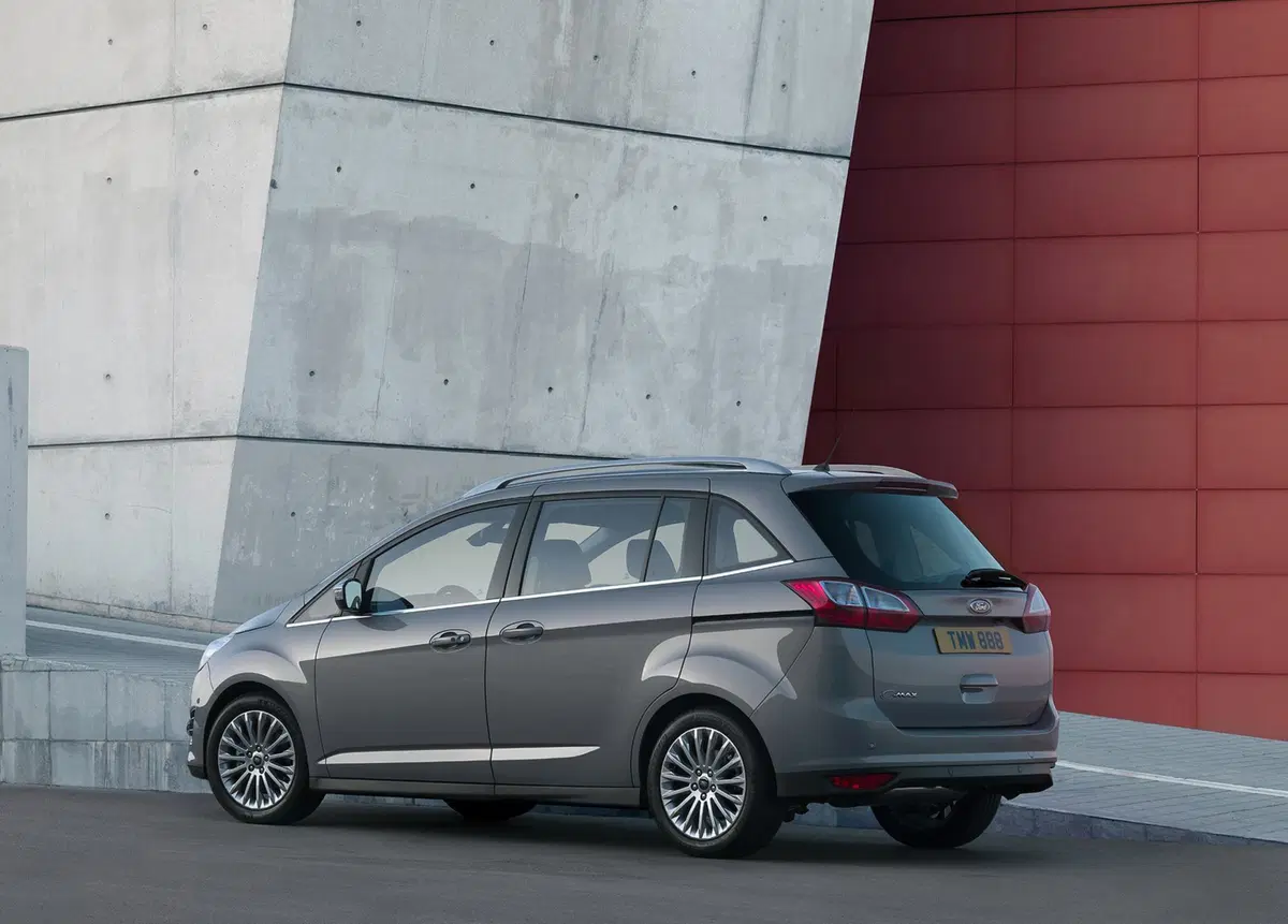 Ford C-Max 1.5 TDCi 120CV Powershift Start&Stop Business (29)