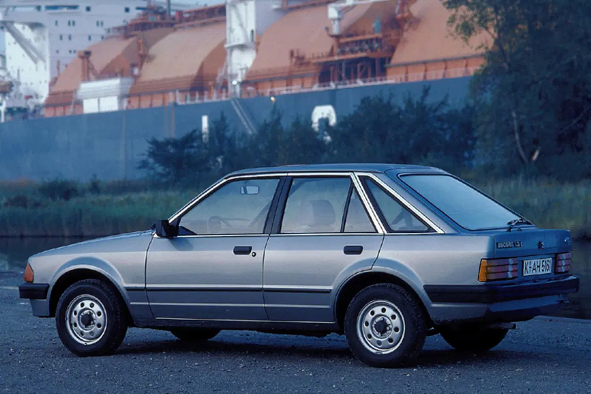 Ford Escort (1982-90) (2)