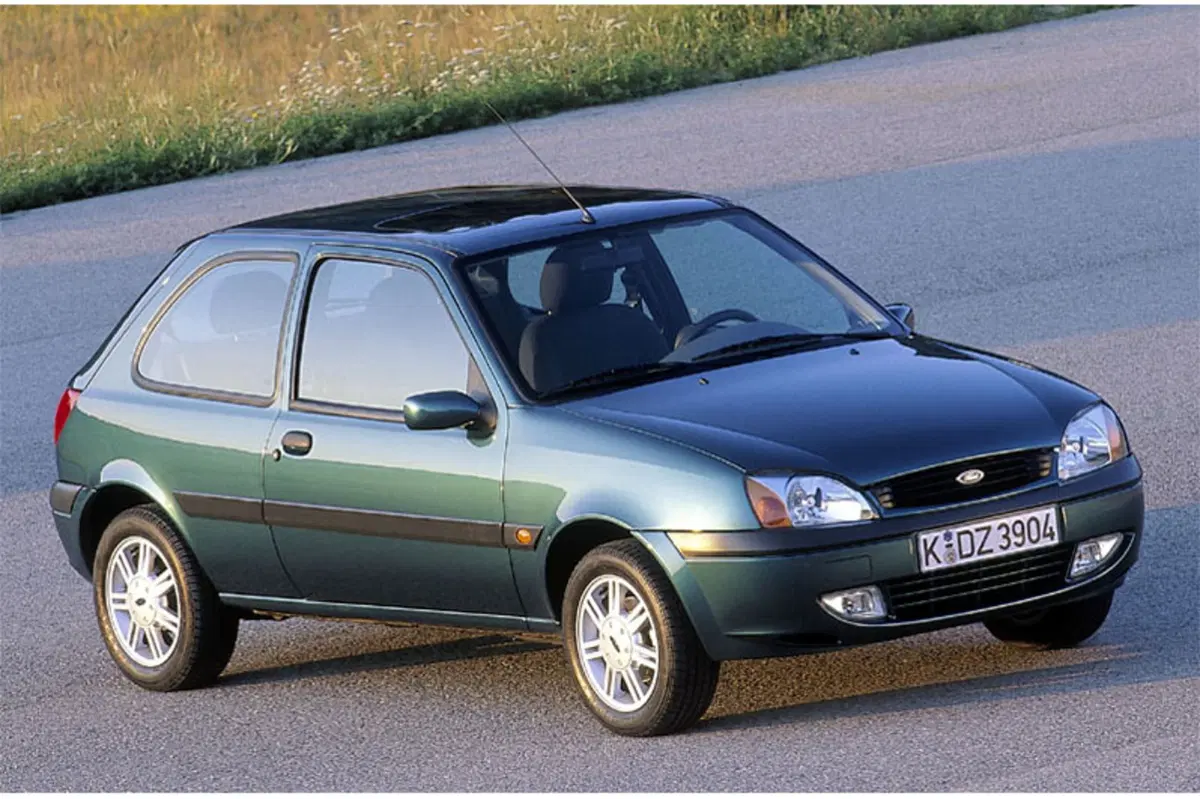 Ford Fiesta (1995-02) (2)