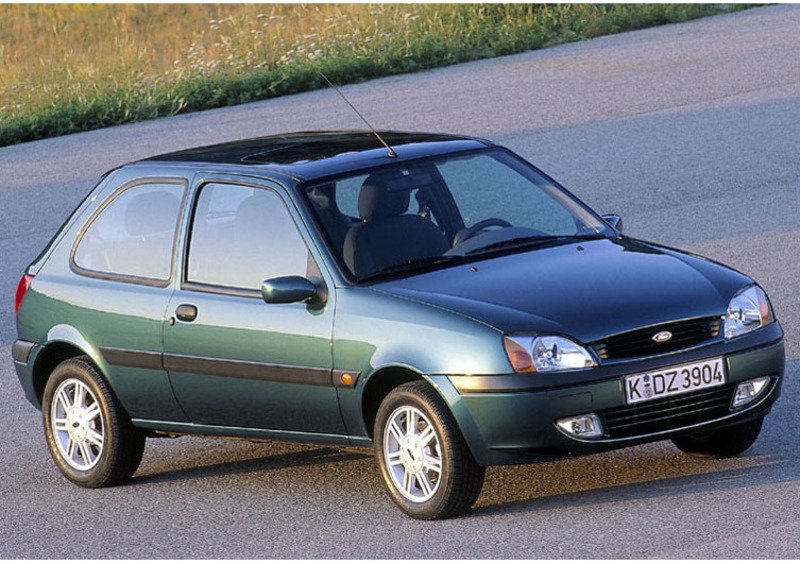 Ford Fiesta (1995-02) (2)