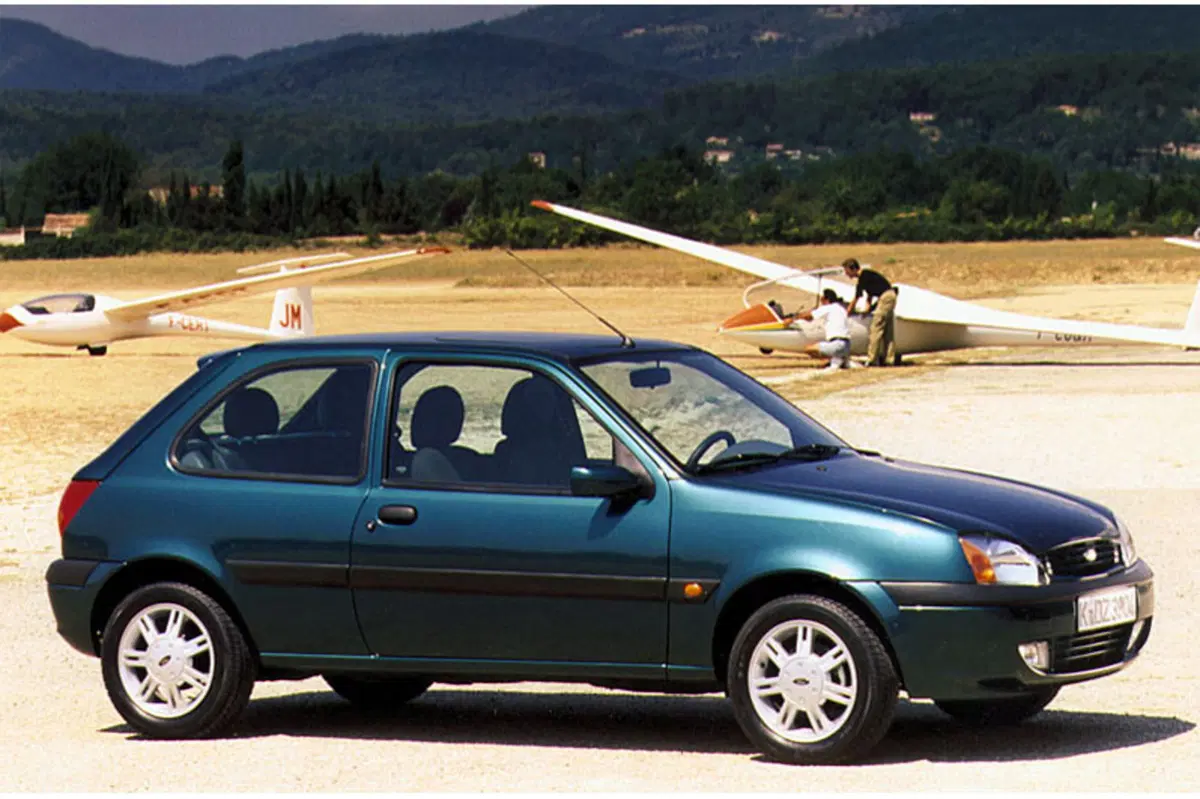 Ford Fiesta (1995-02) (5)