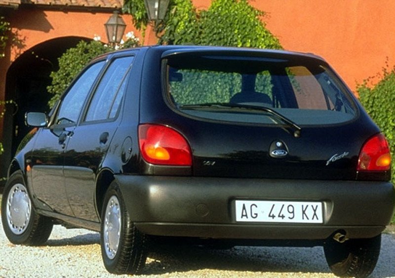 Ford Fiesta (1995-02) (9)