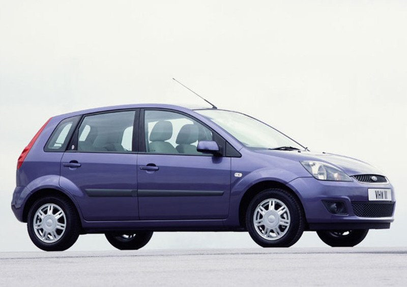 Ford Fiesta (2002-08) (5)