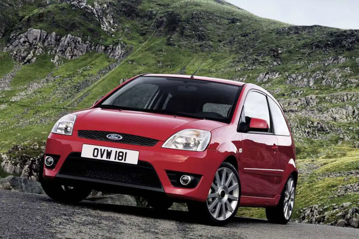 Ford Fiesta (2002-08) (17)