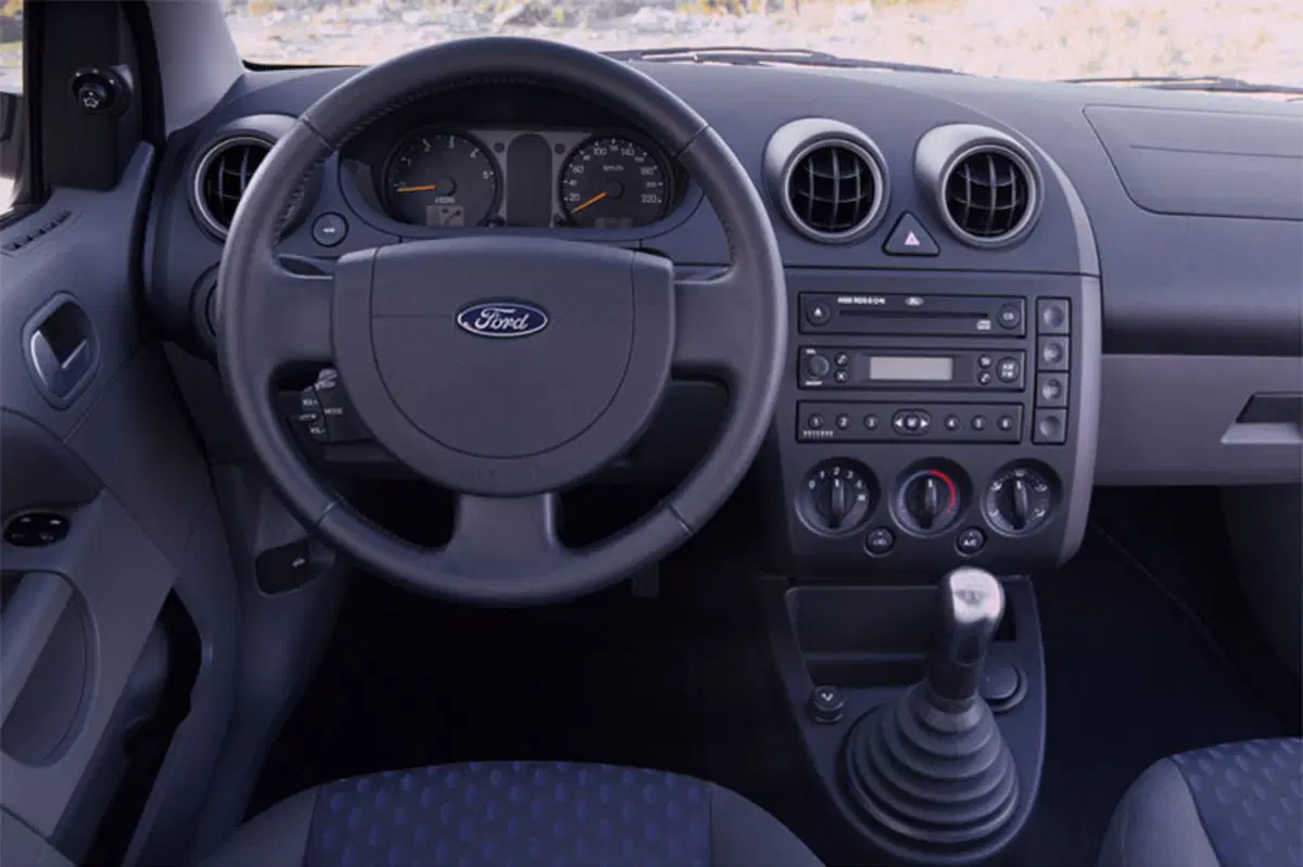 Ford Fiesta (2002-08) (34)