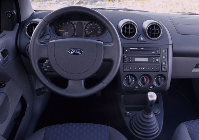 Ford Fiesta (2002-08) (34)