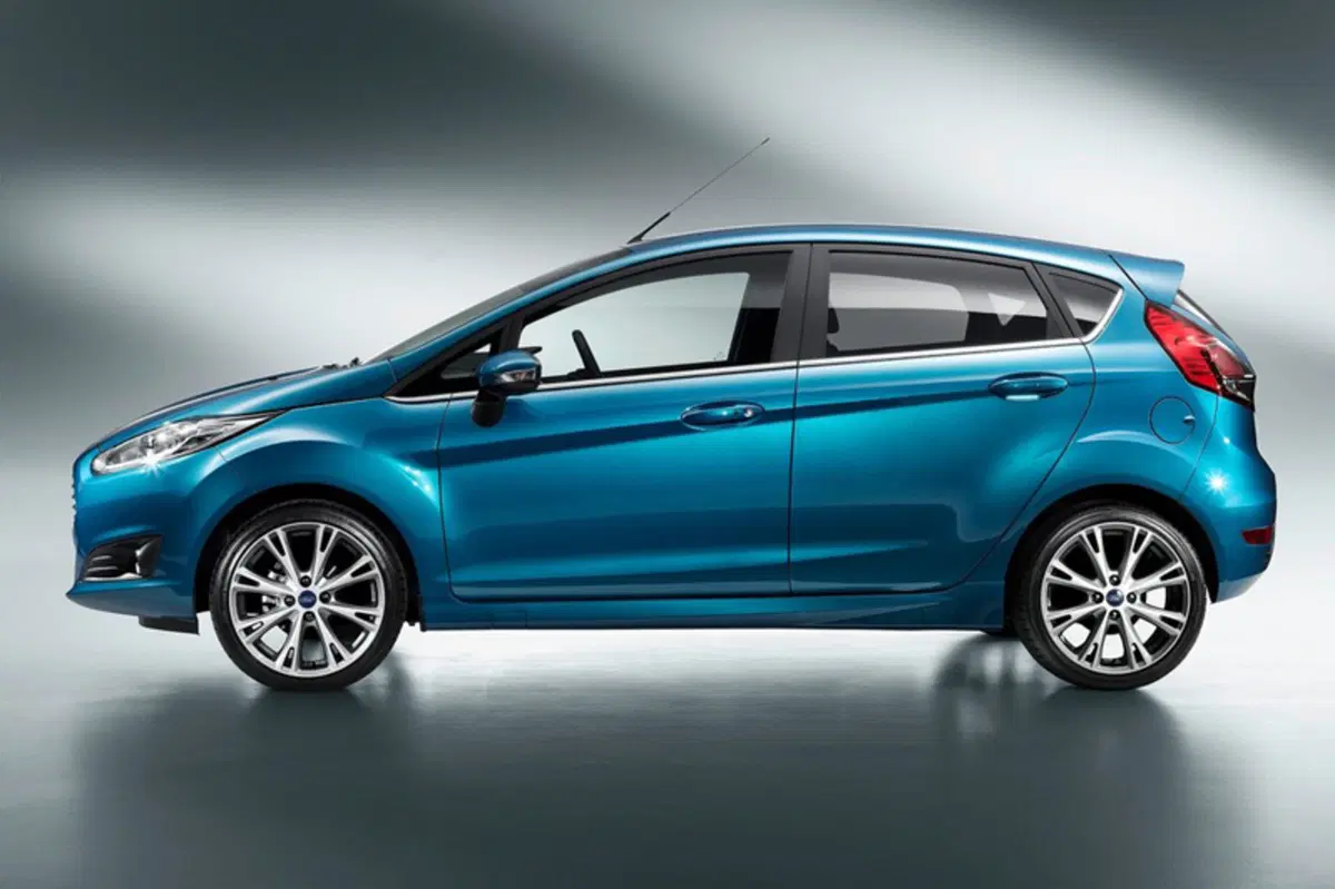 Ford Fiesta 1.5 TDCi 75CV 3 porte Black & White Edition (3)