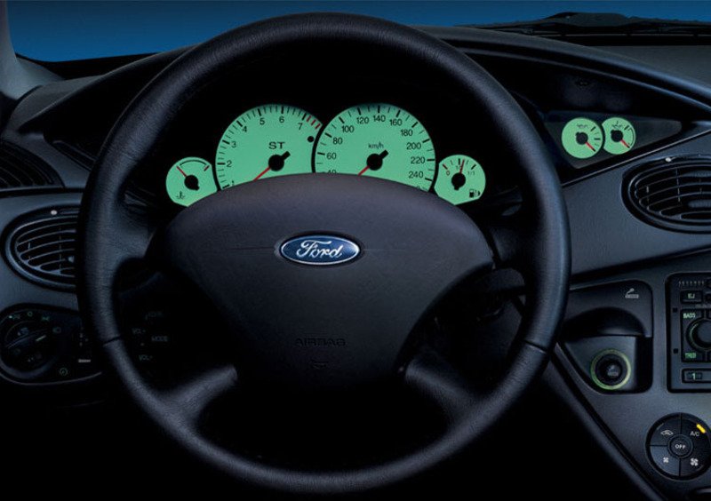 Ford Focus (1998-05) (8)