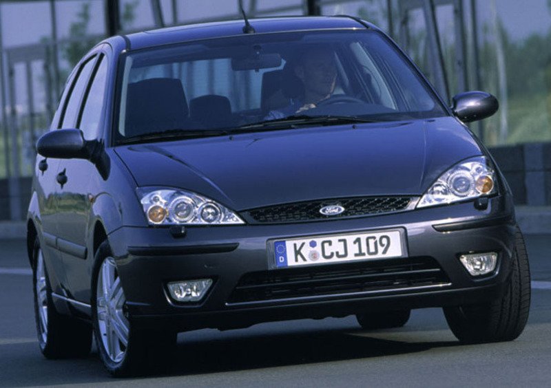 Ford Focus (1998-05) (11)