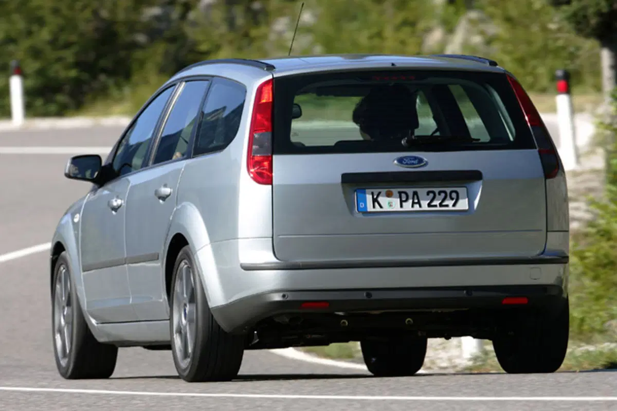 Ford Focus Station Wagon (2004-08) (6)
