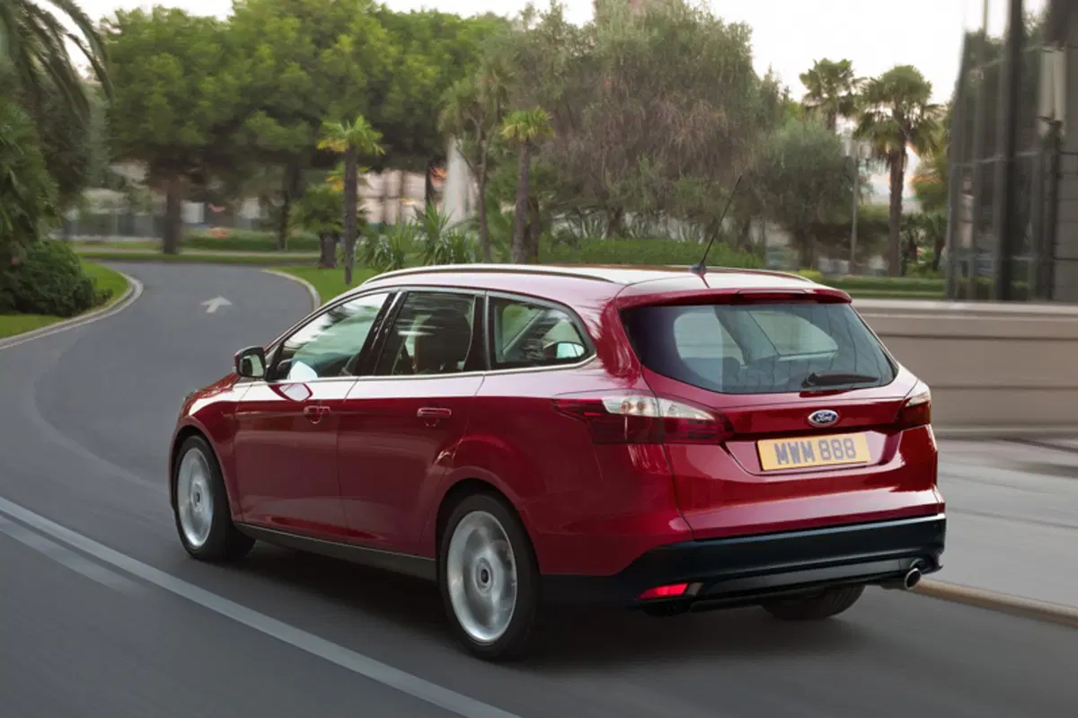 Ford Focus Station Wagon 1.5 EcoBoost 150 CV Start&Stop SW ST Line Business (9)