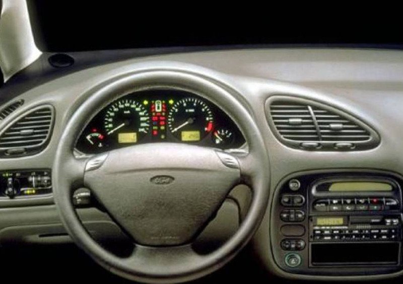 Ford Galaxy (1996-06) (4)