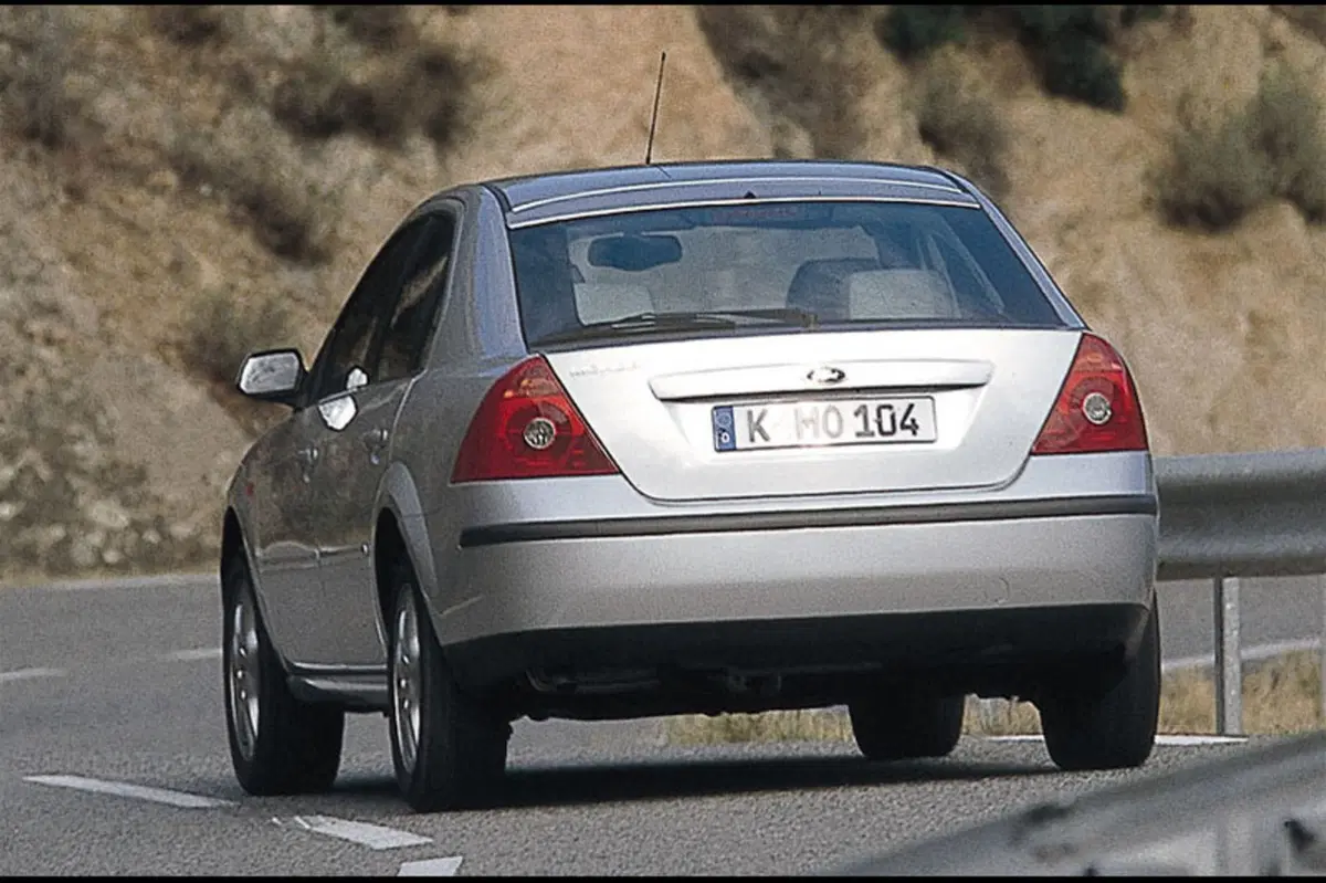 Ford Mondeo (2000-07) (8)