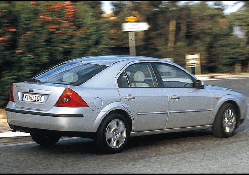 Ford Mondeo (2000-07) (9)