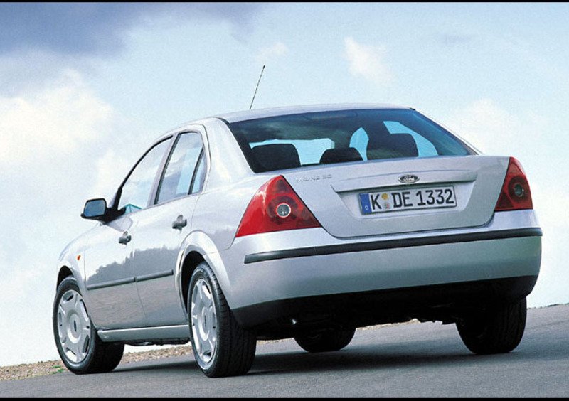 Ford Mondeo (2000-07) (10)