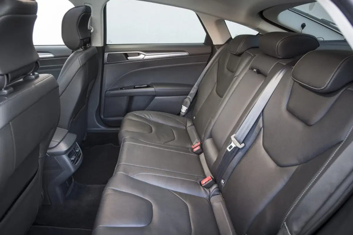 Ford Mondeo 2.0 TDCi 150 CV S&S AWD 5p. Titanium (13)