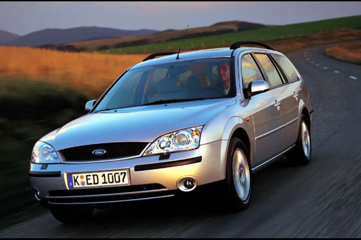 Ford Mondeo Station Wagon (2000-07) (2)