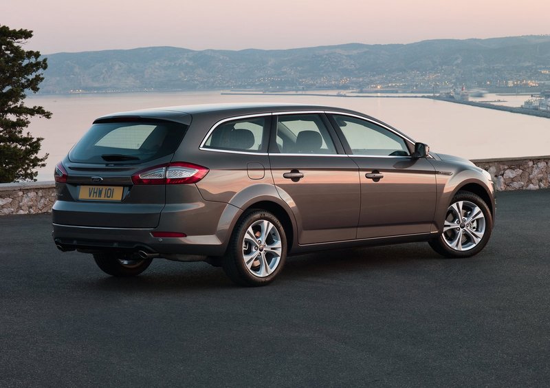 Ford Mondeo Station Wagon (2007-14) (9)