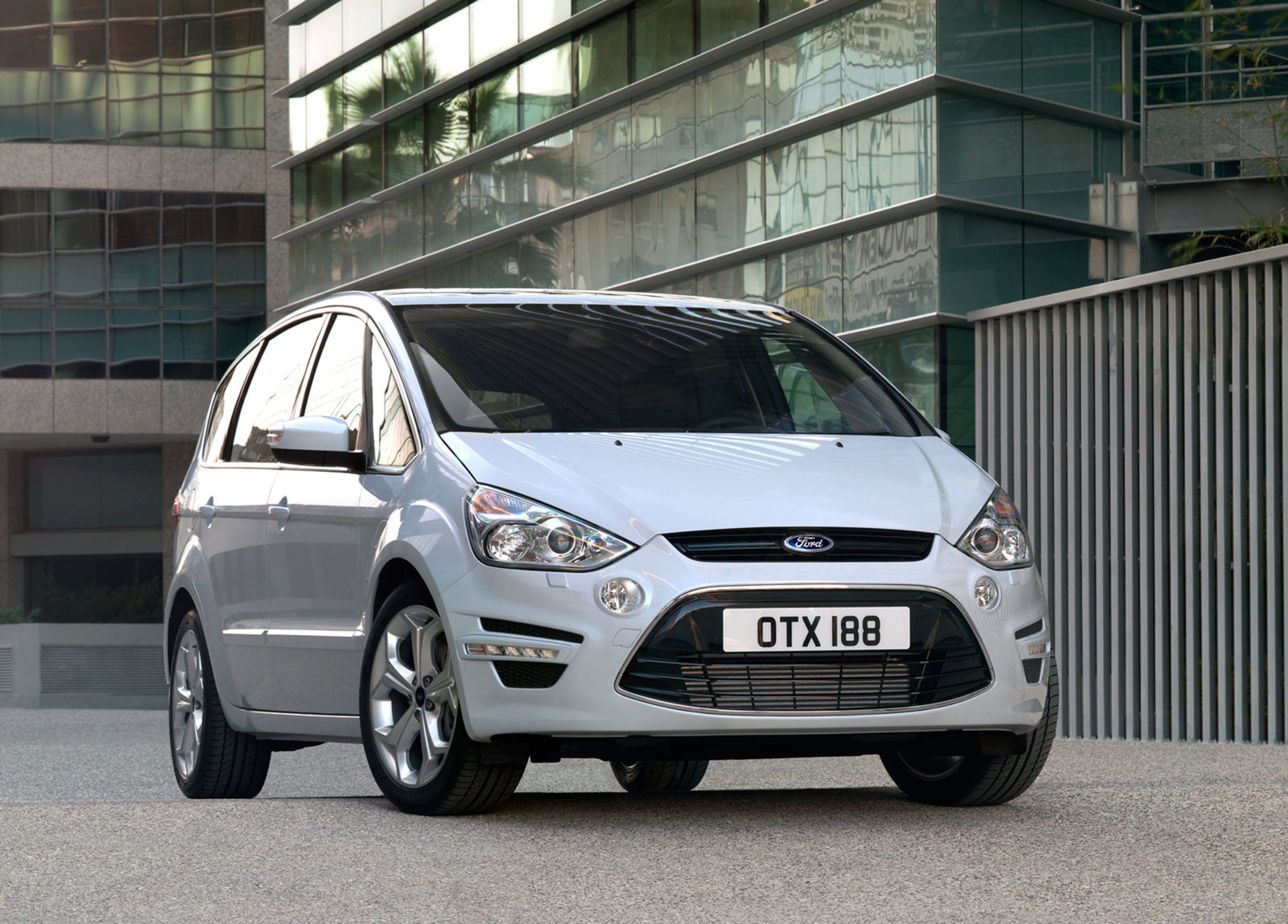 Ford S-Max (2006-15)