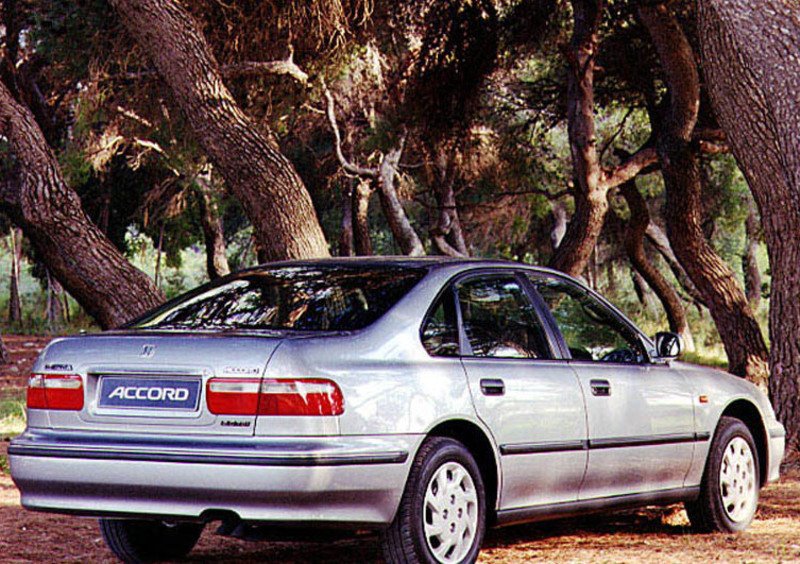 Honda Accord (1995-98) (2)