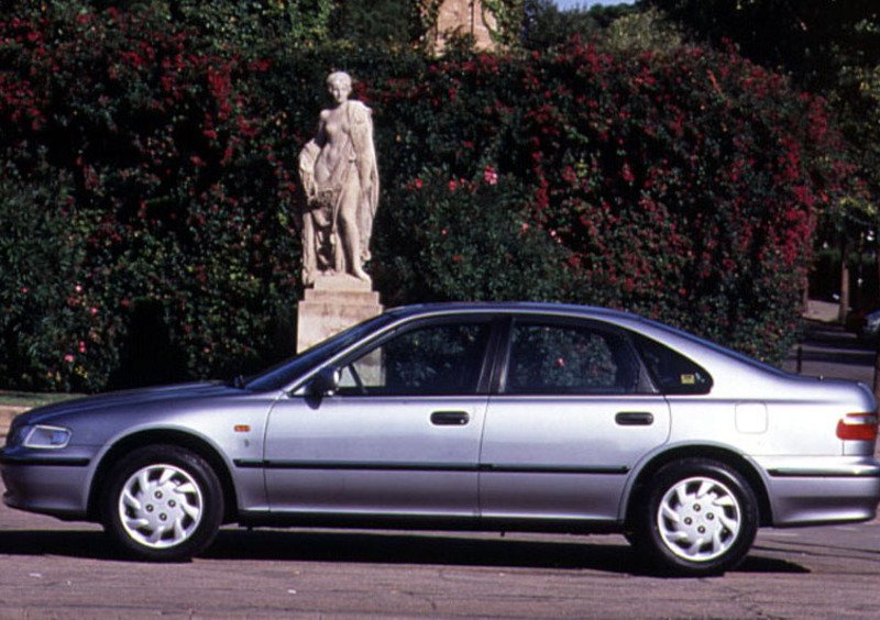 Honda Accord (1995-98) (3)