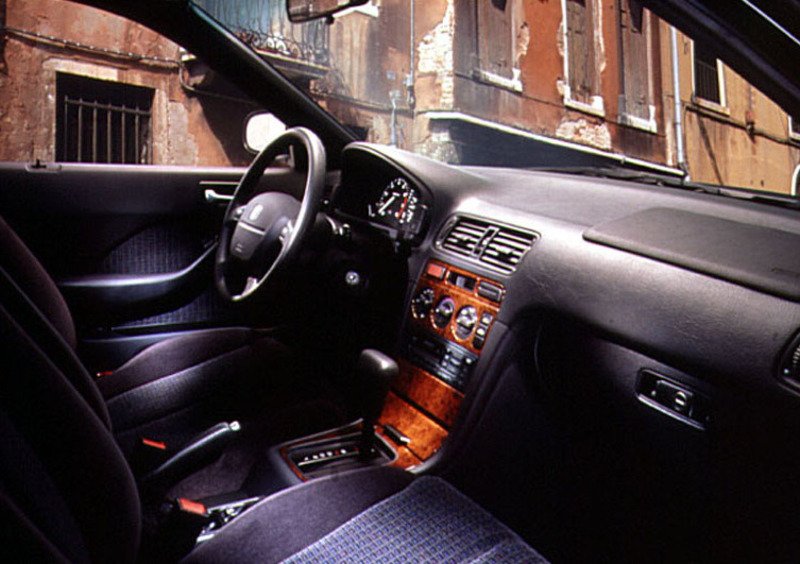Honda Accord (1995-98) (4)