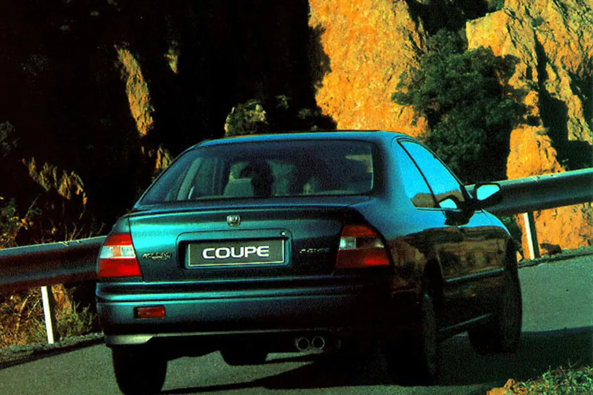 Honda Accord Coupé (1994-98) (3)
