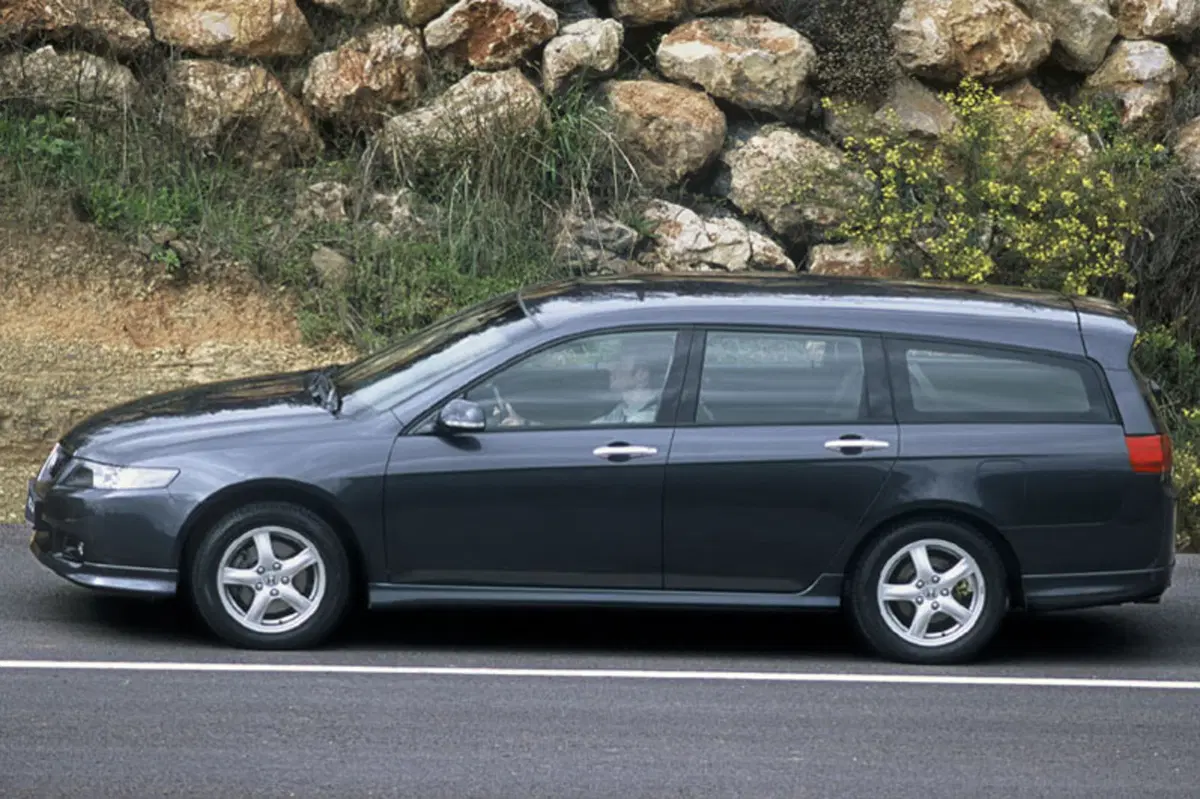 Honda Accord Station Wagon (2003-08) (6)