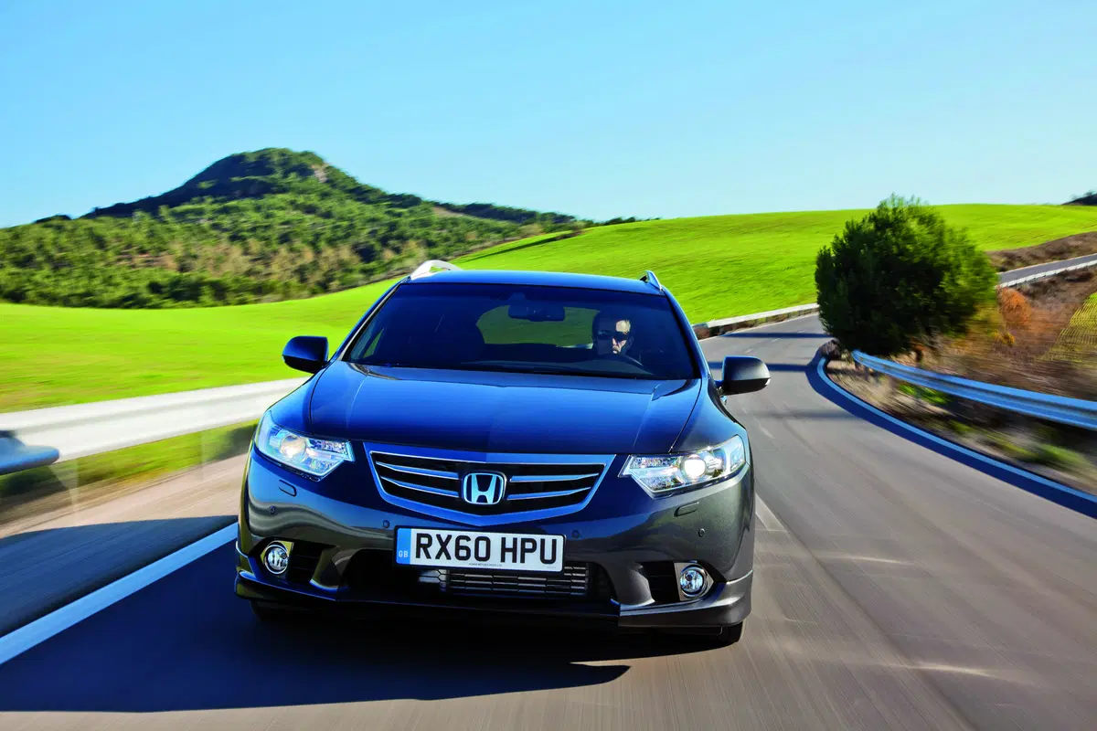 Honda Accord Station Wagon (2008-15) (6)