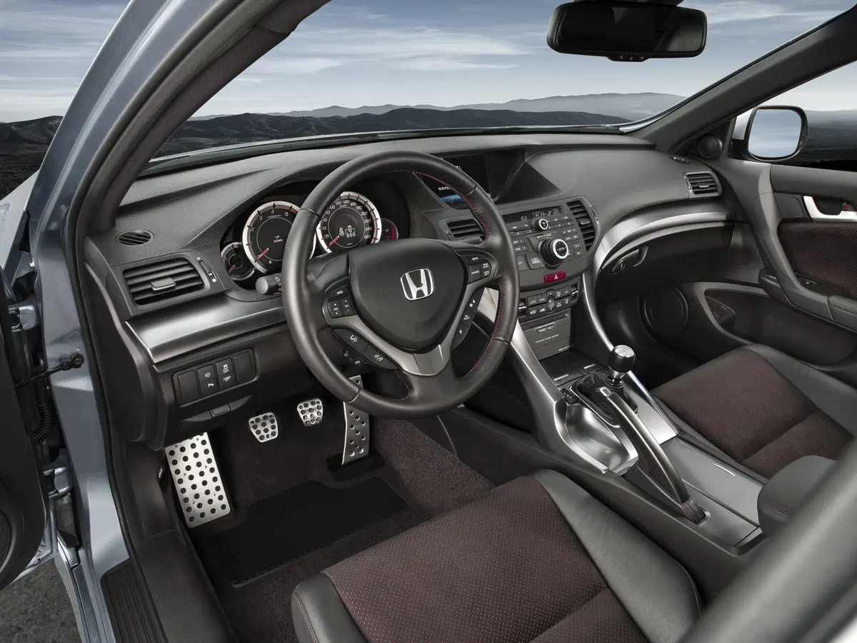 Honda Accord Station Wagon (2008-15) (8)