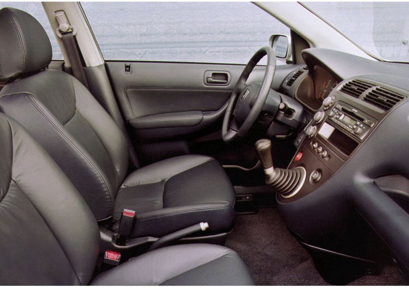 Honda Civic (2001-06) (8)