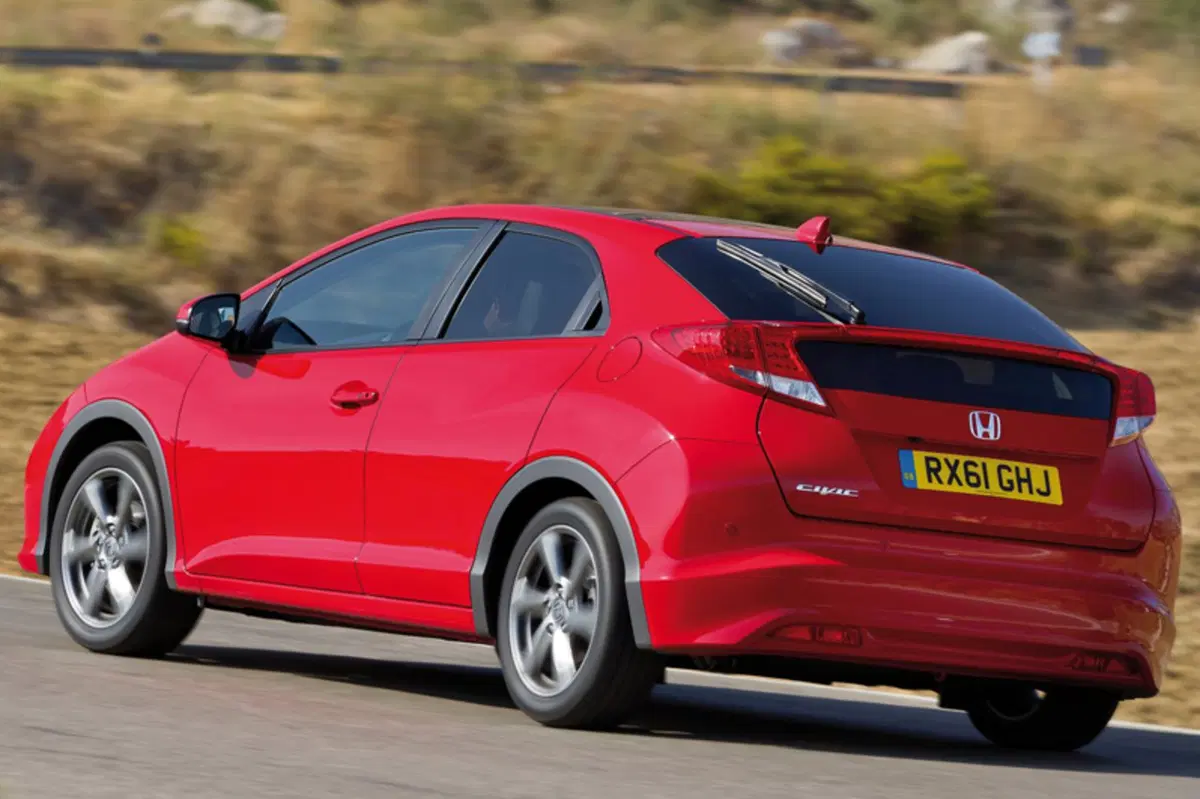 Honda Civic (2012-17) (6)