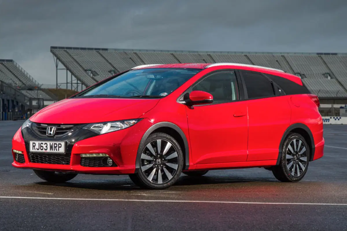 Honda Civic Station Wagon (2014-18) (2)