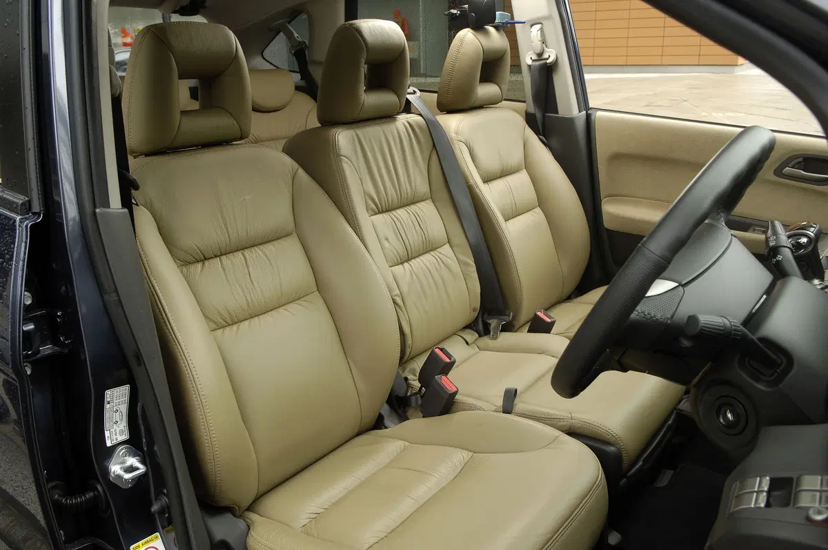 Honda FR-V (2004-10) (14)