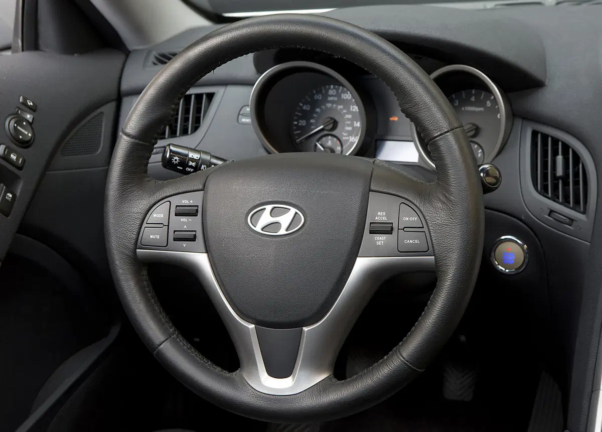 Hyundai Genesis (2010-13) (18)