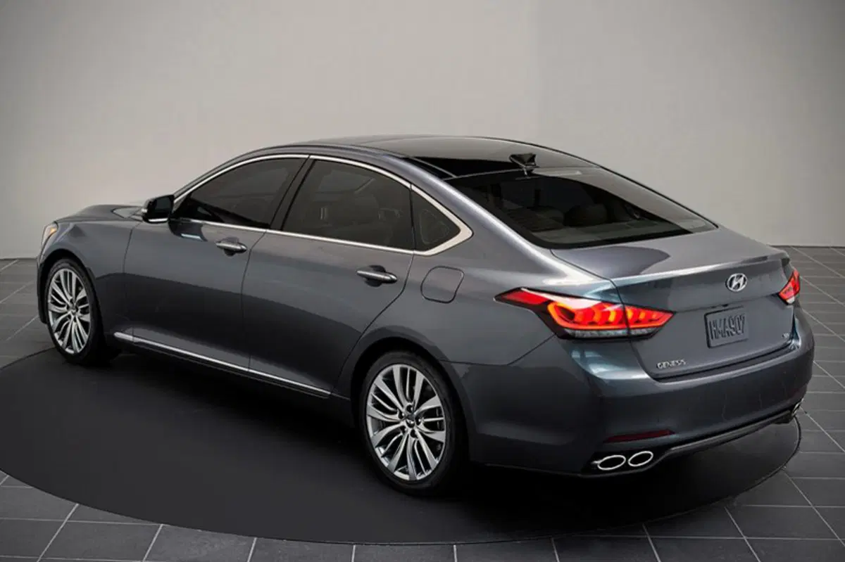 Hyundai Genesis (2014-16) (5)