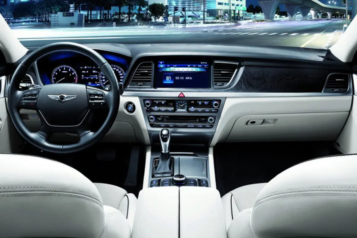 Hyundai Genesis (2014-16) (11)