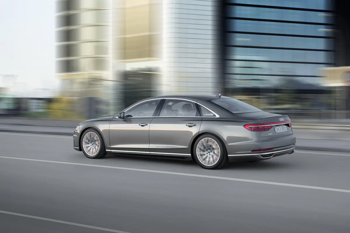 Audi A8, anche a passo lungo e con tecnologia AI piloted driving level 3 [Video] (6)