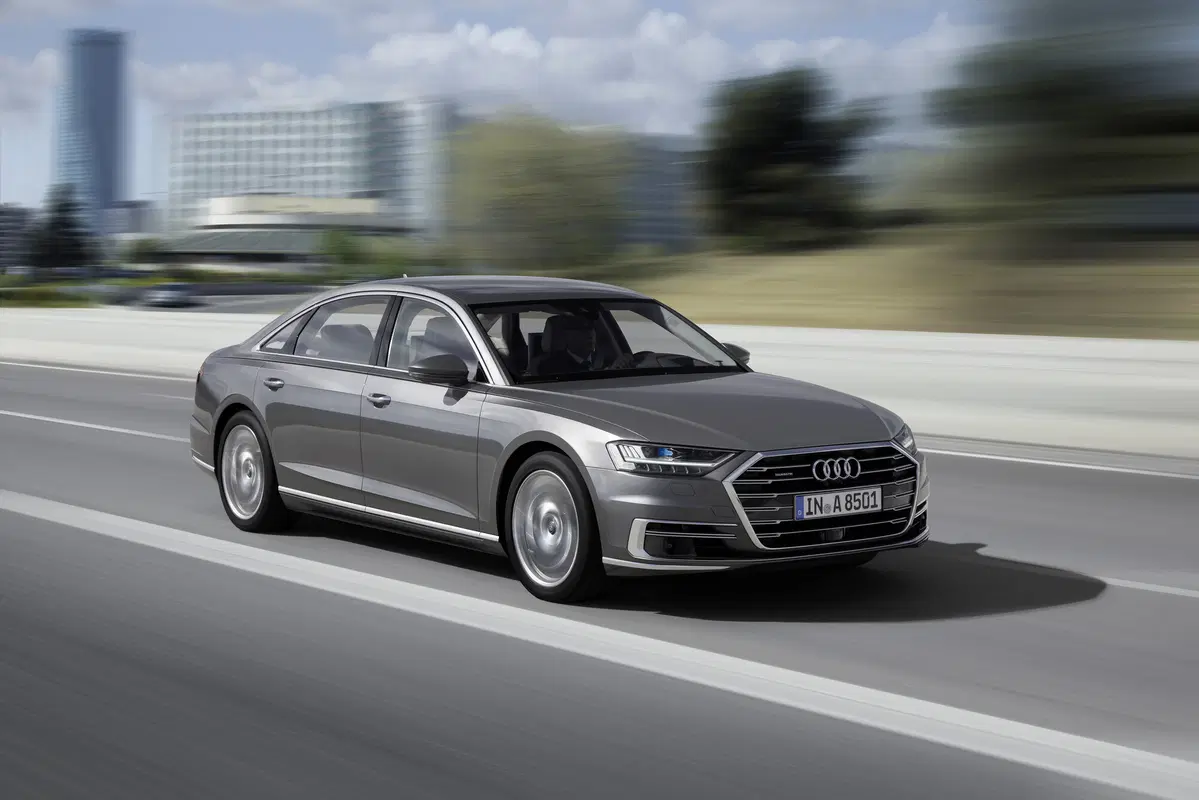 Audi A8, anche a passo lungo e con tecnologia AI piloted driving level 3 [Video] (15)
