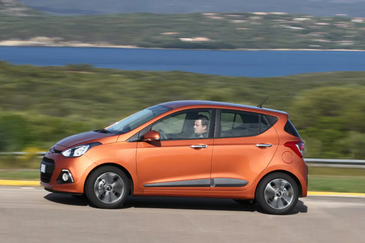 Hyundai i10 1.0 MPI Comfort (8)