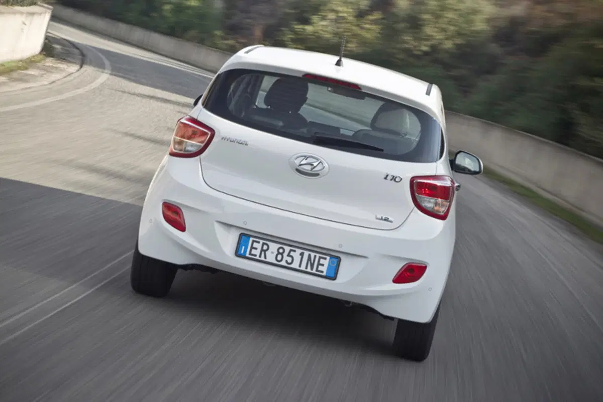 Hyundai i10 1.0 MPI Comfort (5)