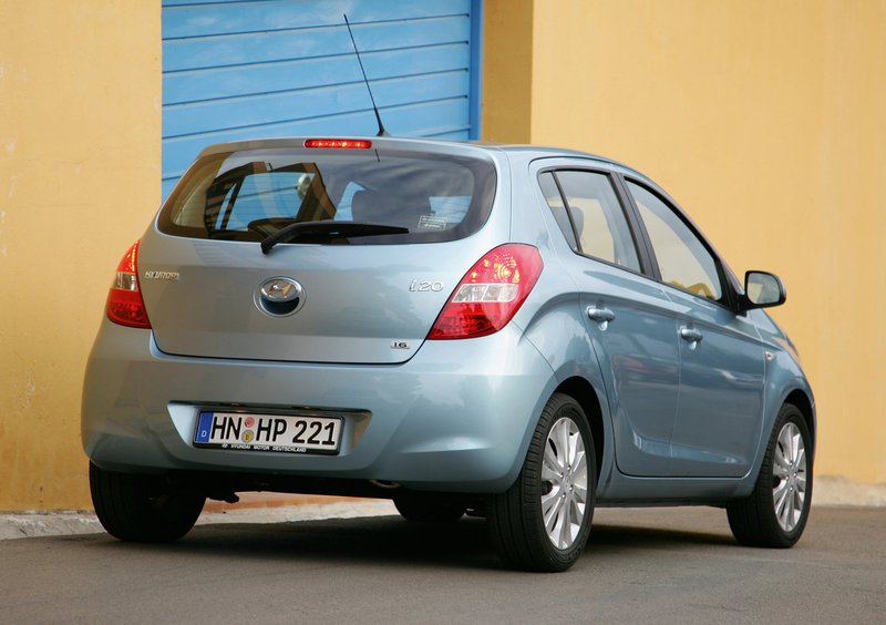Hyundai i20 (2009-15) (41)