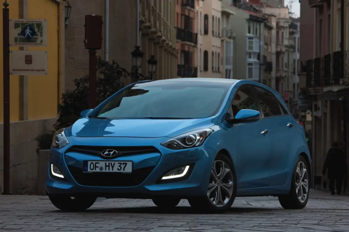 Hyundai i30 1.6 CRDi 5p. Comfort Plus (5)